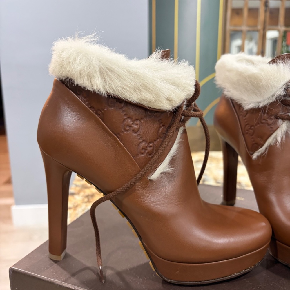 Gucci booties - image 2